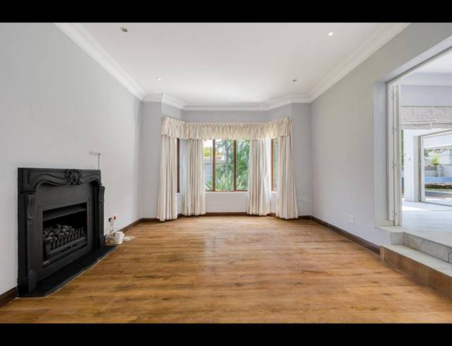 5 BEDROOM HOUSE FOR SALE IN DAINFERN GOLF ESTATE